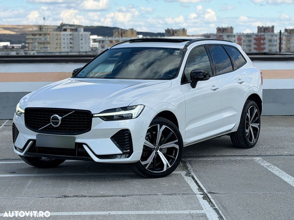 Volvo XC 60 B4 MHEV AWD R-Design - 1