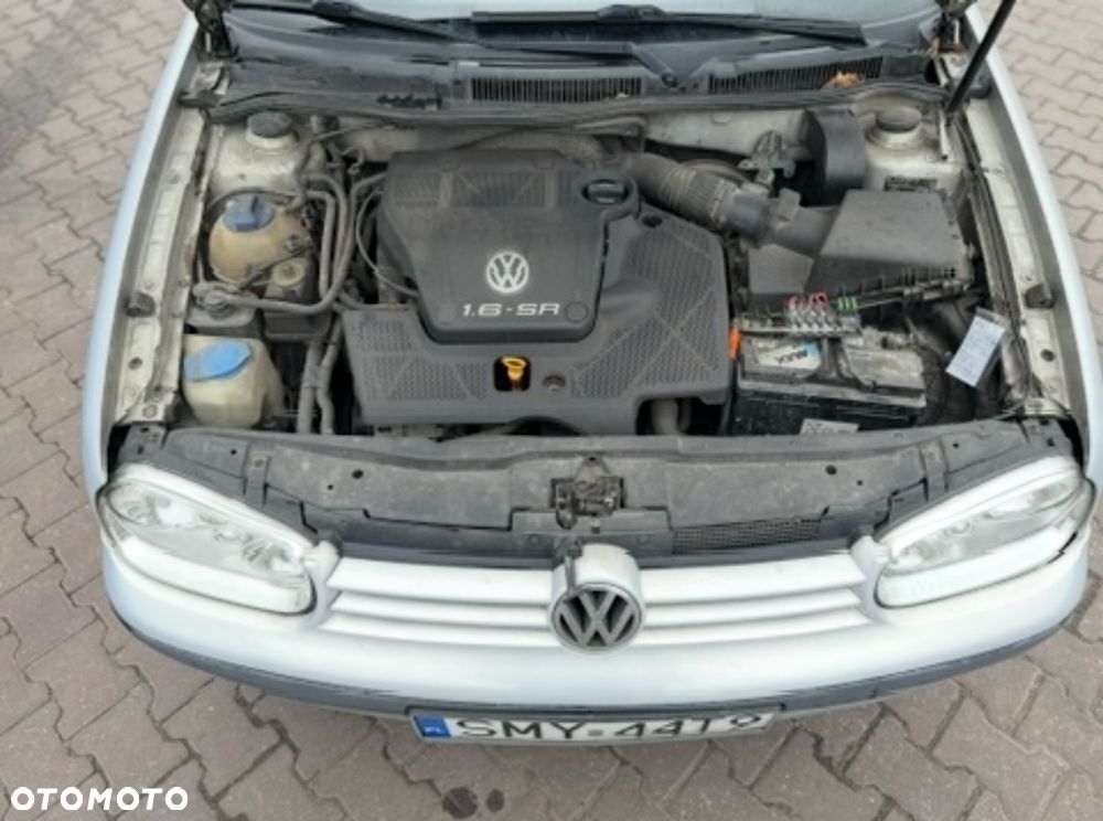 Volkswagen Golf 1.6 - 30