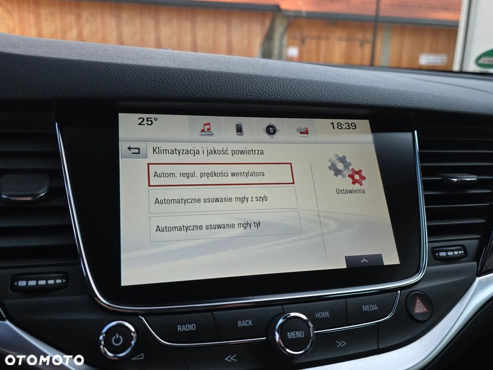 Opel Astra 1.4 Turbo Innovation - 33
