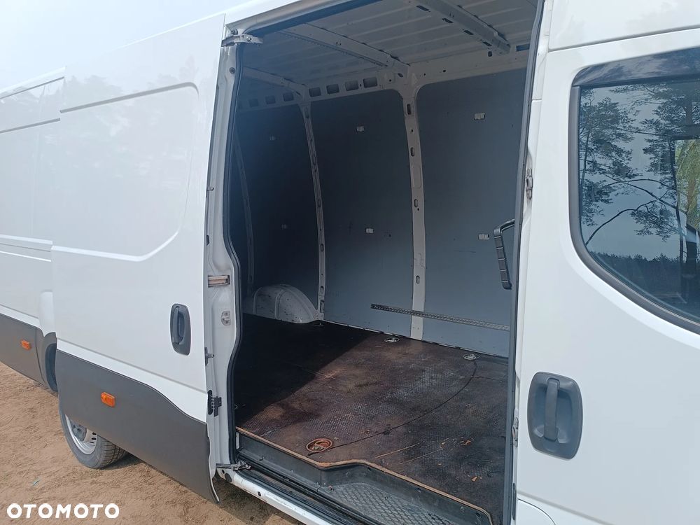 Iveco Daily - 20
