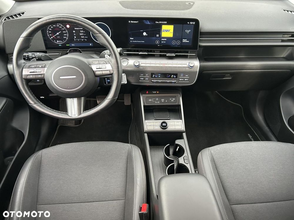 Hyundai Kona - 32