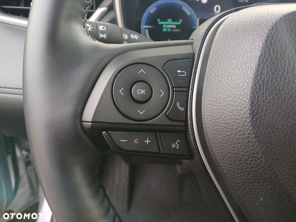 Toyota Corolla Cross 2.0 Hybrid Executive - 26