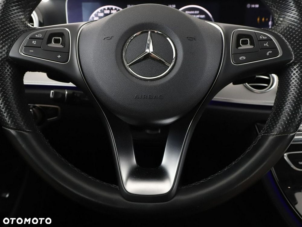 Mercedes-Benz Klasa E 200 9G-TRONIC Avantgarde - 22
