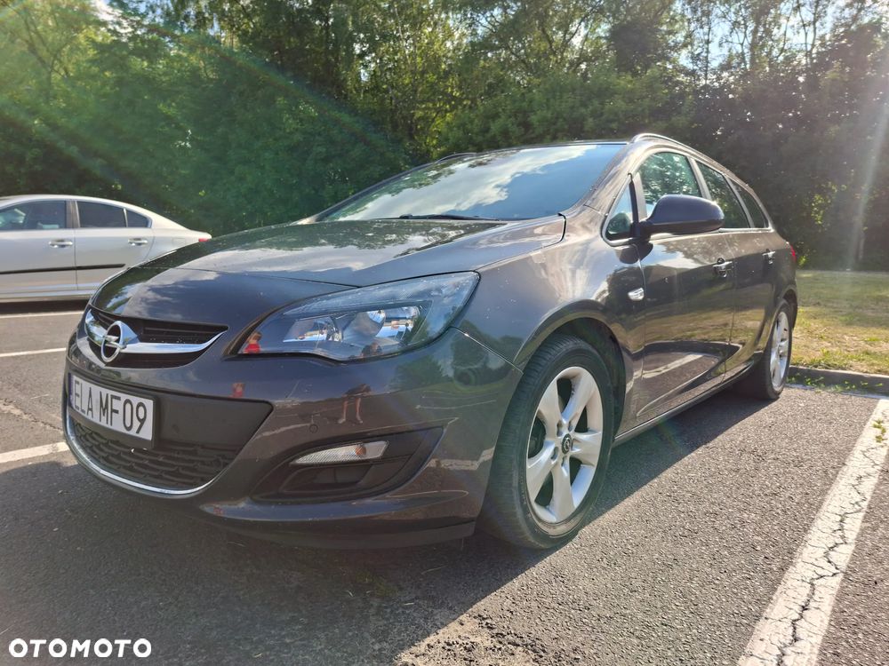 Opel Astra 1.6 CDTI DPF ecoFLEX TourerStart/Stop Edition - 2