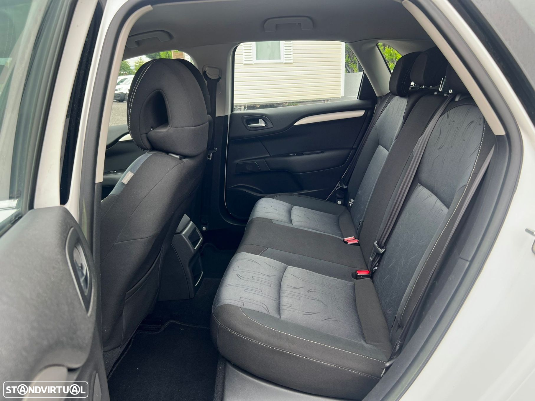 Citroën C4 - 8