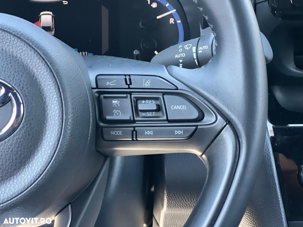 Toyota Yaris Cross - 16
