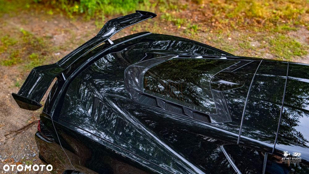 Chevrolet Corvette - 20