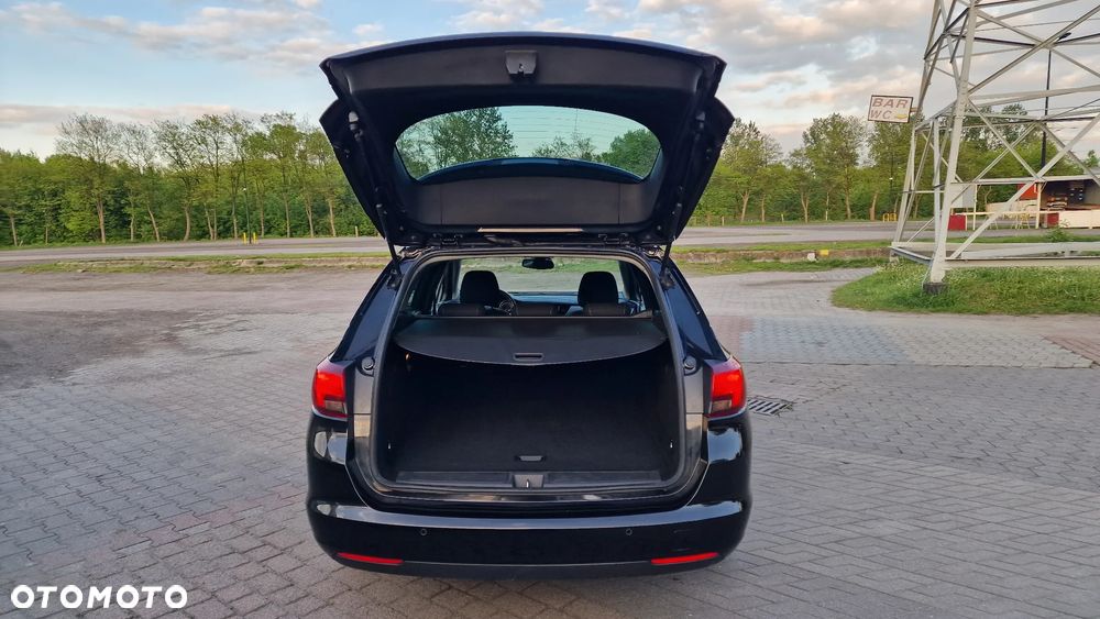 Opel Astra V 1.6 CDTI Dynamic S&S - 16