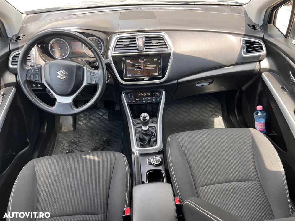 Suzuki SX4 - 10