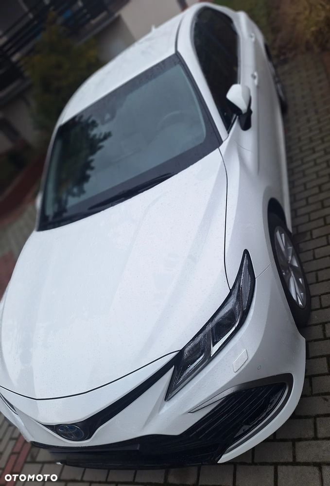 Toyota Camry 2.5 Hybrid Comfort CVT - 1