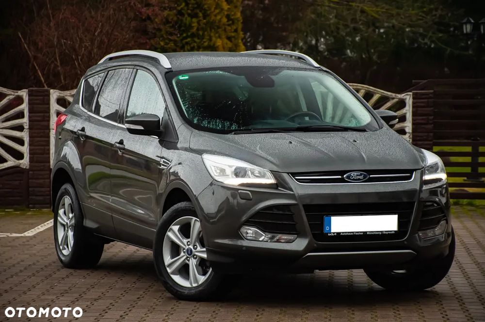 Ford Kuga 1.5 EcoBoost 4x4 Titanium - 1