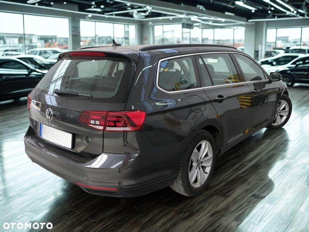 Volkswagen Passat 2.0 TSI Elegance DSG - 2