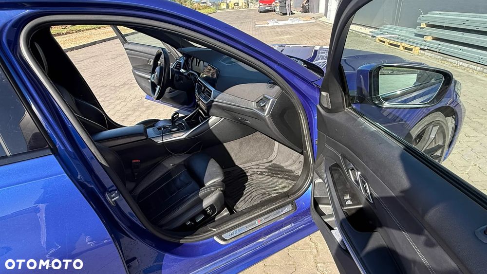 BMW Seria 3 330i xDrive M Sport - 14
