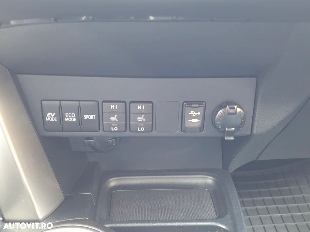 Toyota RAV4 2.5 VVT-i HSD 4x4 Luxury - 24