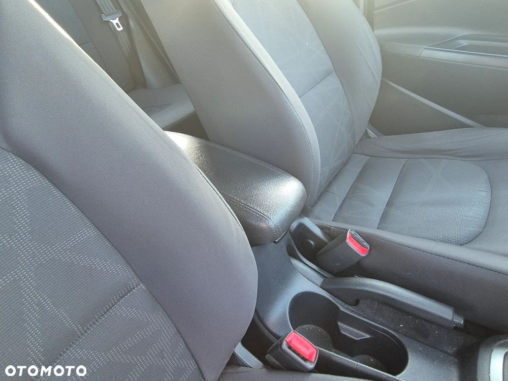 Kia Rio - 13