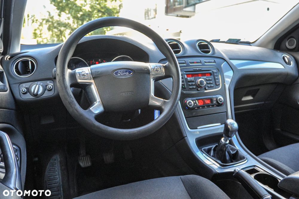 Ford Mondeo SW 2.0 TDCi Trend - 9