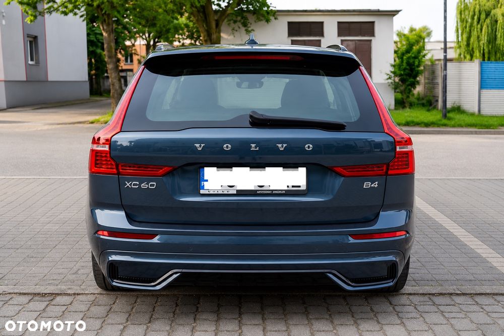 Volvo XC 60 B4 D AWD R-Design - 6