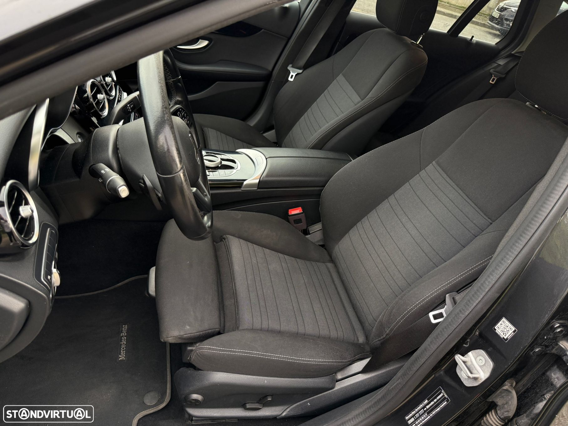 Mercedes-Benz C 300 e Avantgarde - 30