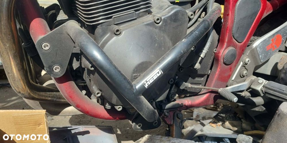 Gmole- Suzuki GSF 1200 Pojemność: 1157 Moc: 72kW Rok: 1996 Benzyna - 2