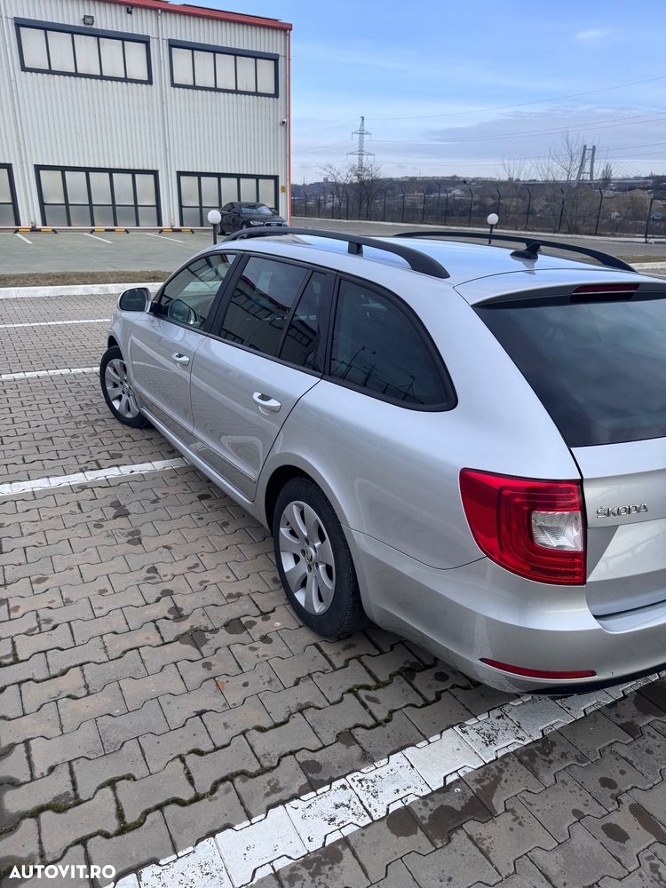 Skoda Superb 1.6 TDI GreenLine - 7