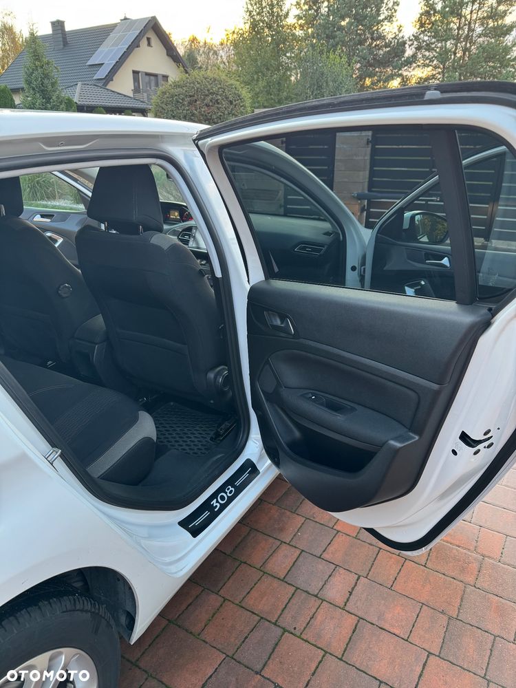 Peugeot 308 BlueHDi 120 Stop & Start Active - 22