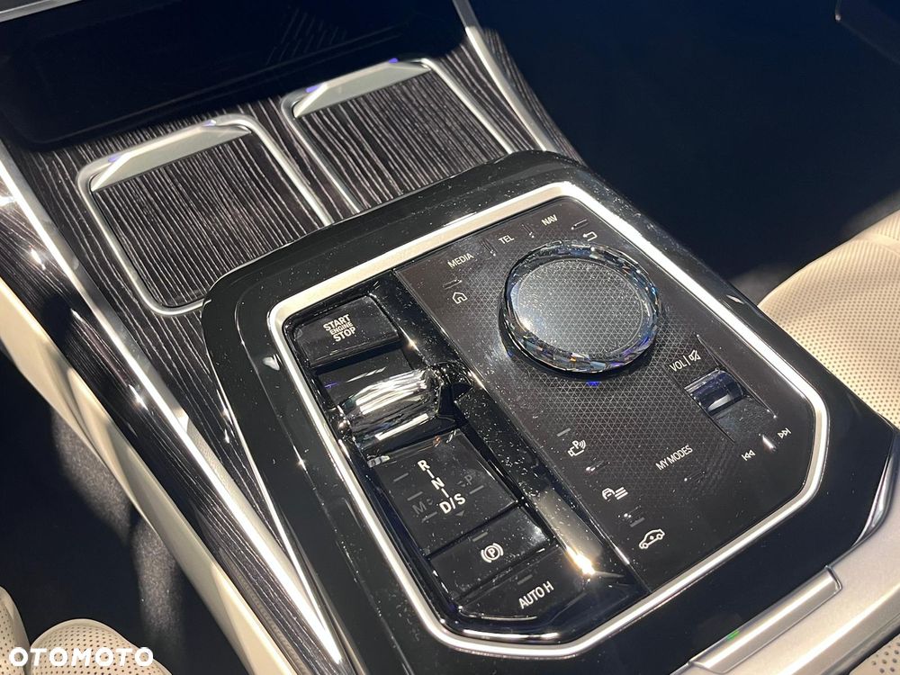 BMW Seria 7 740d xDrive mHEV sport - 20