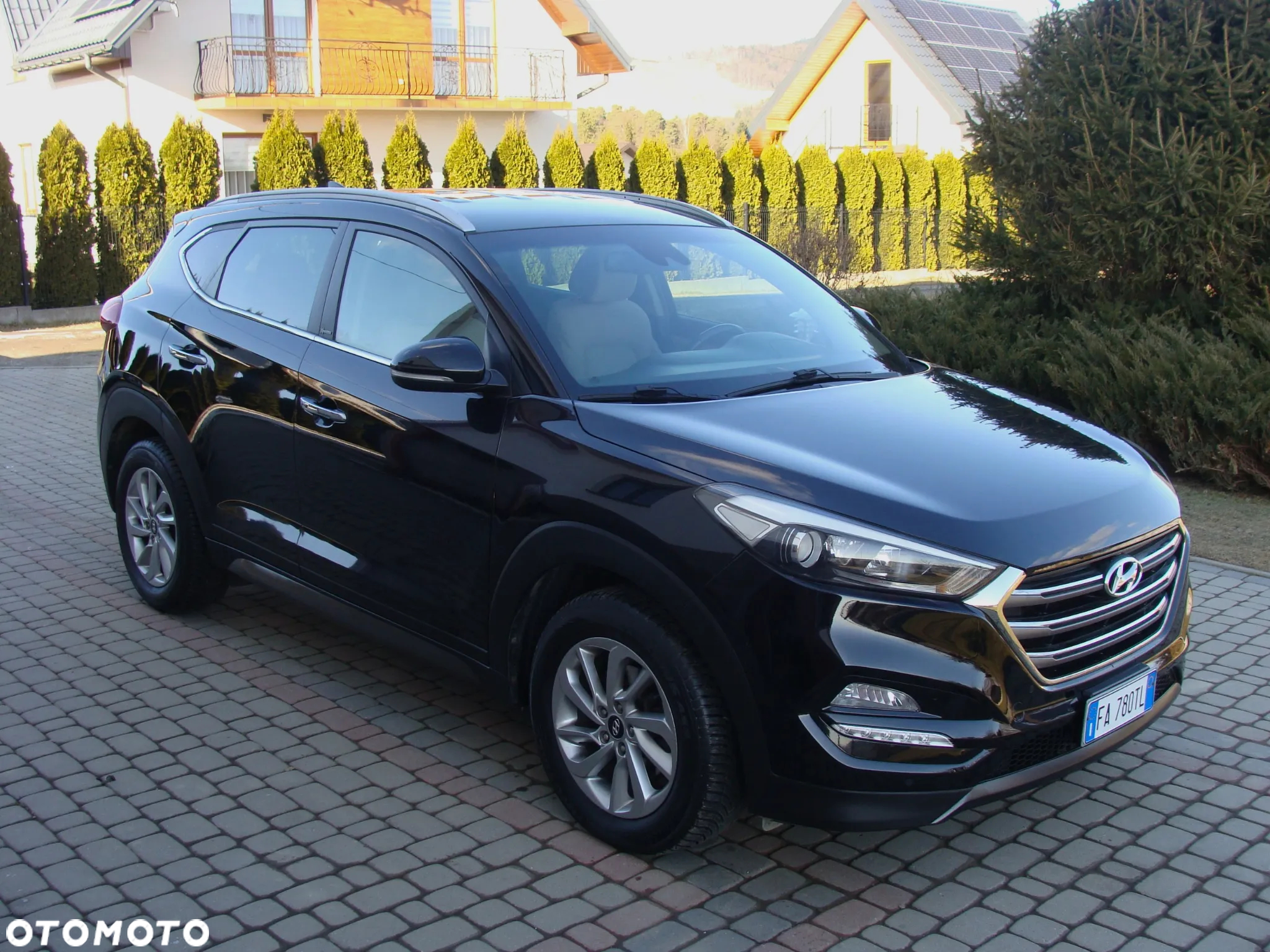 Hyundai Tucson 2.0 CRDi 4WD Automatik Passion - 2