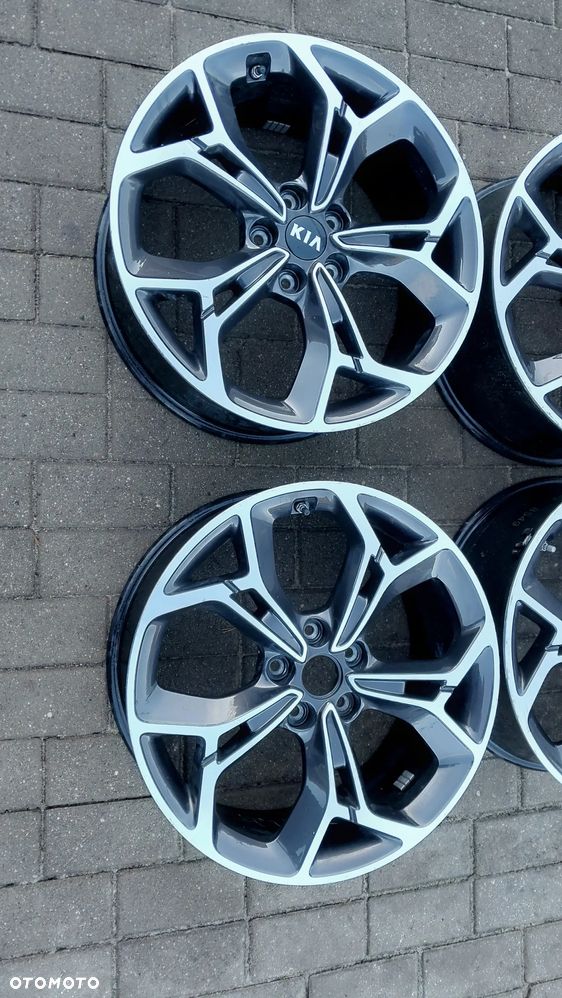 Komplet felg aluminiowych KIA SPORTAGE GT 19 CALI 7.5J ET50.5 52910-F1510 5x114,3 czujniki tmps - 2