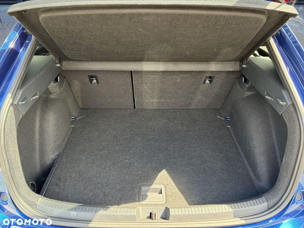 Volkswagen Taigo - 27