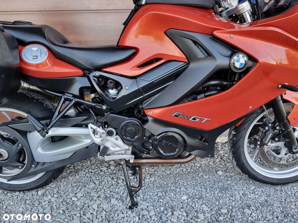 BMW F - 25