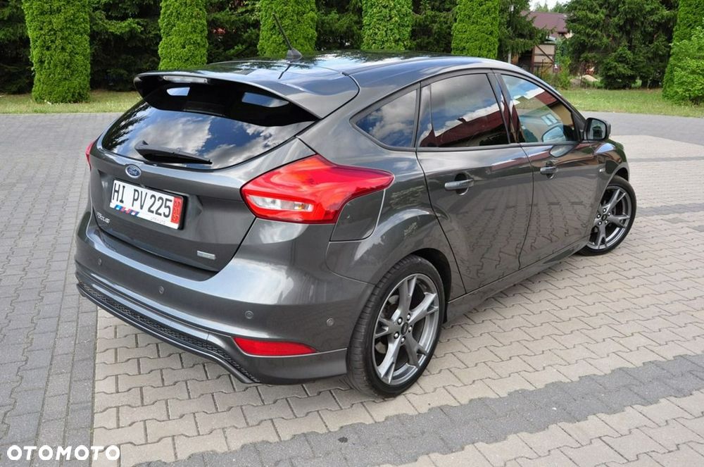 Ford Focus - 18