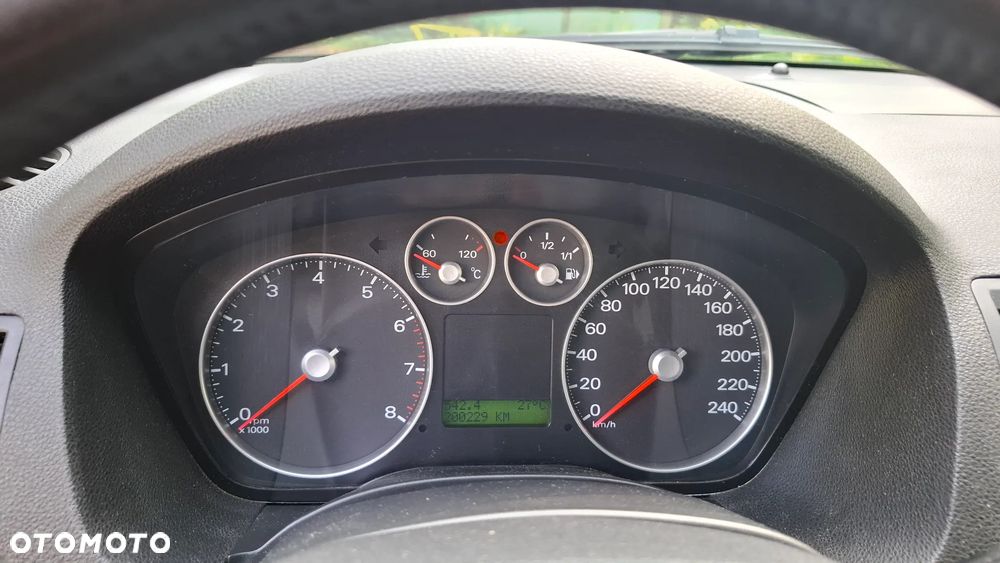 Ford Focus C-Max 1.8 Ambiente - 12