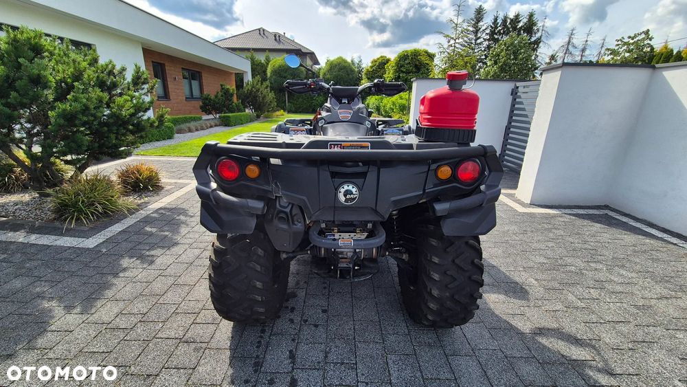 Can-Am Outlander - 10