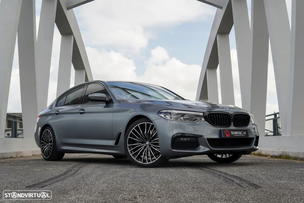 BMW 530 e Pack Desportivo M - 3