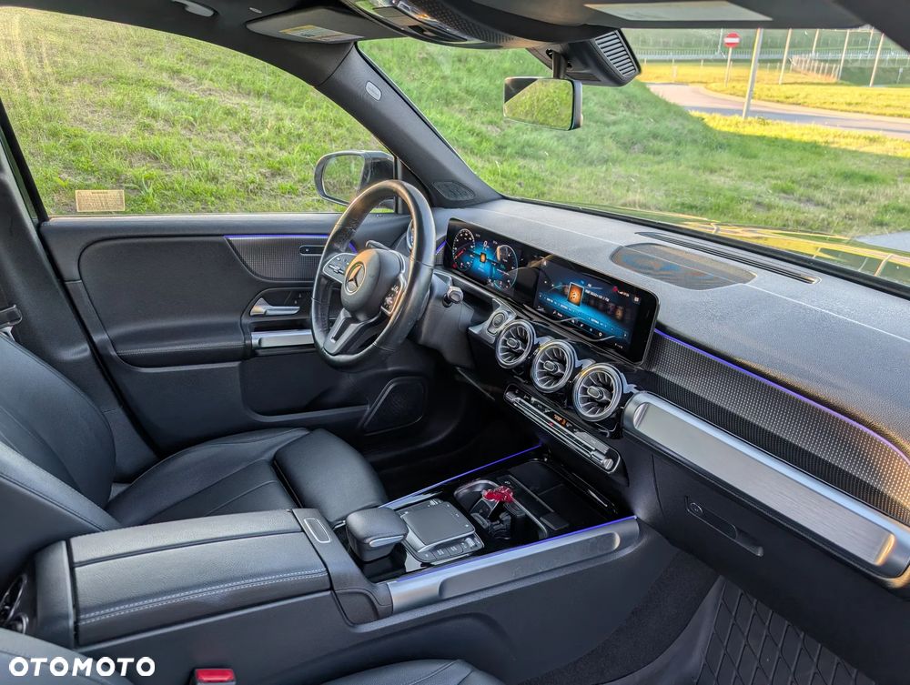 Mercedes-Benz GLB 250 4Matic 8G-DCT Style - 15