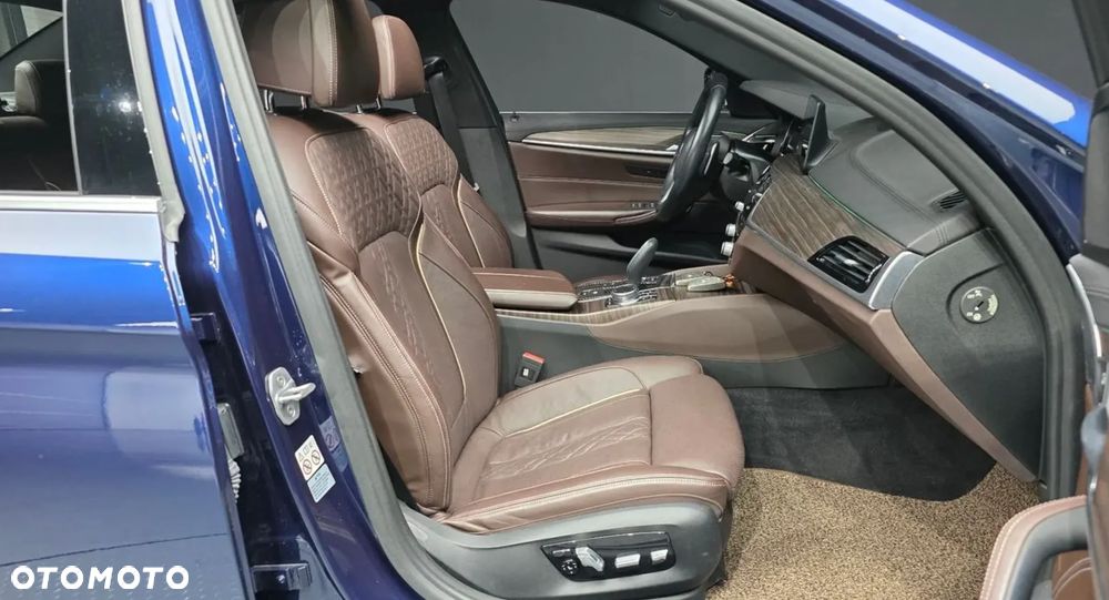 BMW Seria 5 530i M Sport Edition - 11