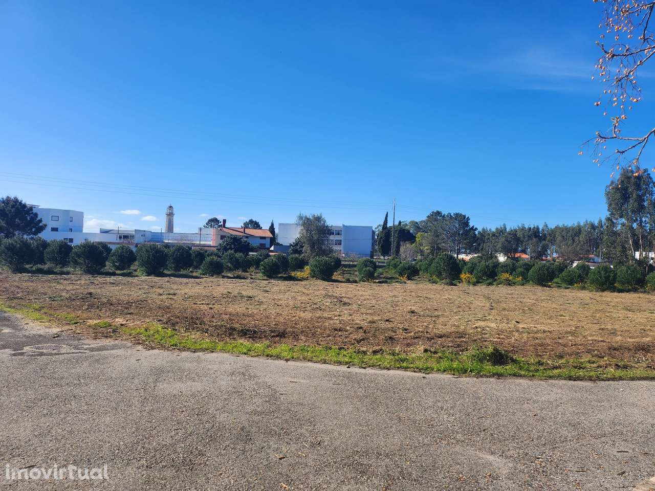 Terreno c/ projeto aprovado p/contrução 7 apart,c/ licença a pagamento - Grande imagem: 2/19