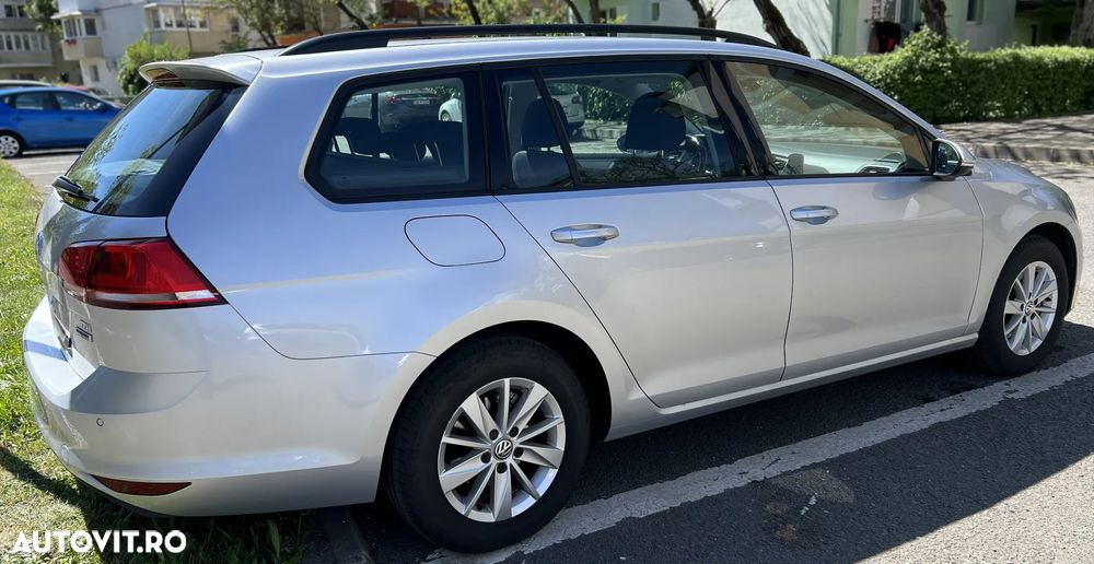 Volkswagen Golf 1.6 TDI BlueMotion Technology Comfortline - 2
