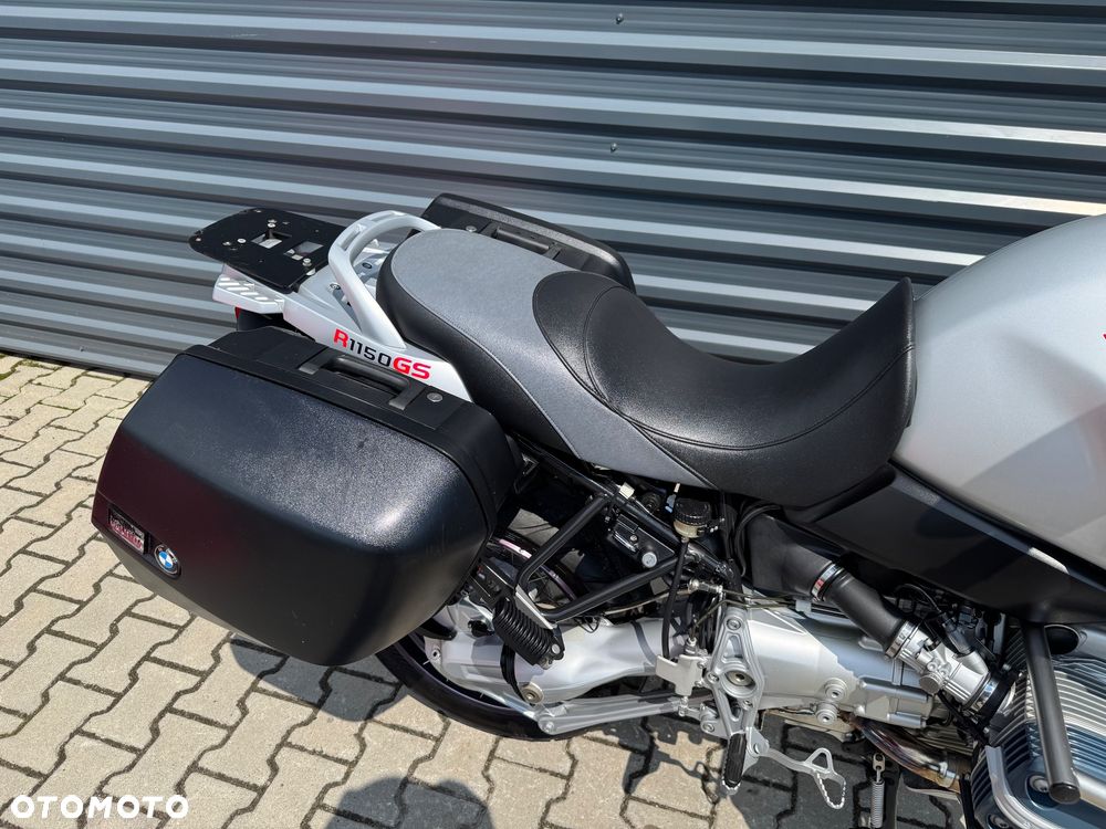 BMW R - 8