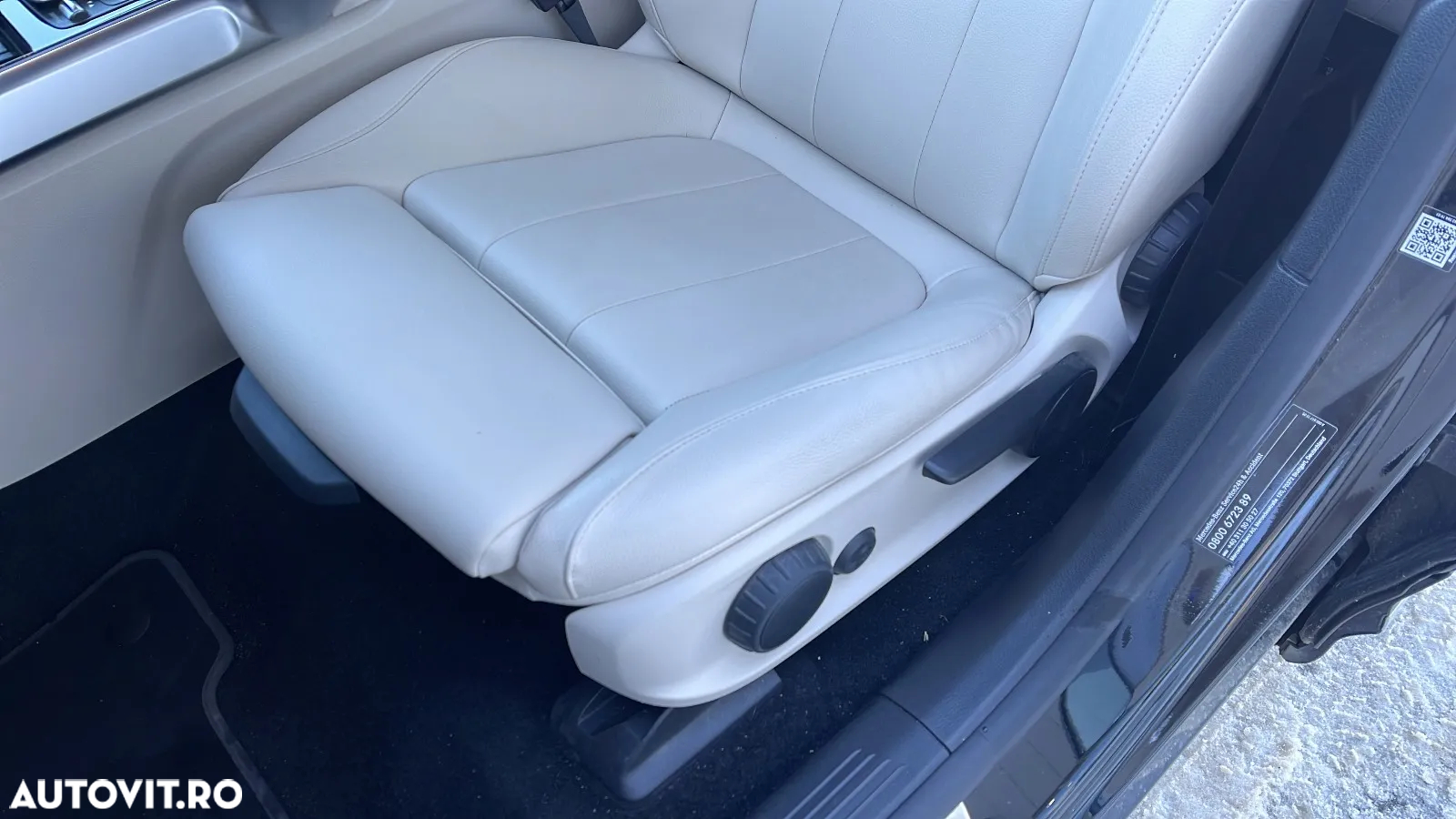 Mercedes-Benz EQB 350 4MATIC - 10