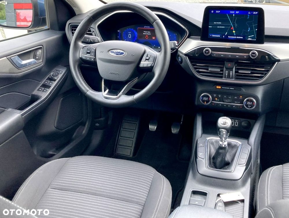 Ford Kuga 1.5 EcoBoost TITANIUM - 17
