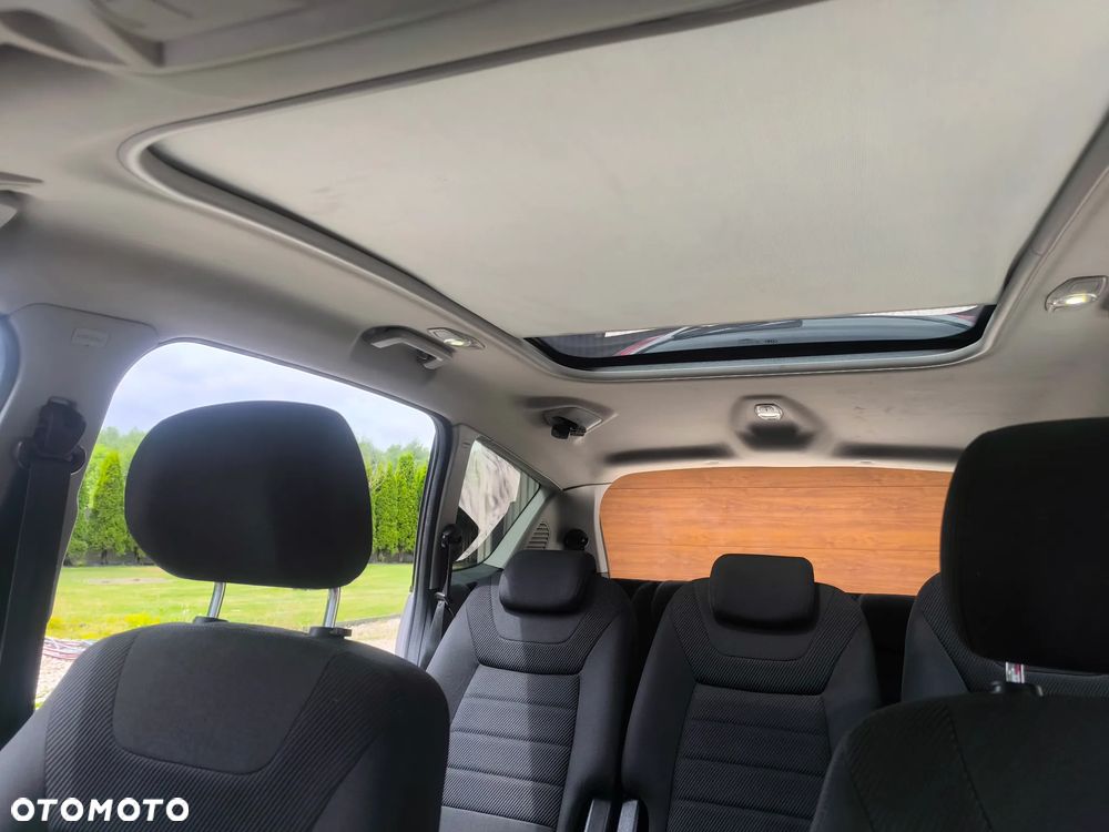 Ford S-Max - 8