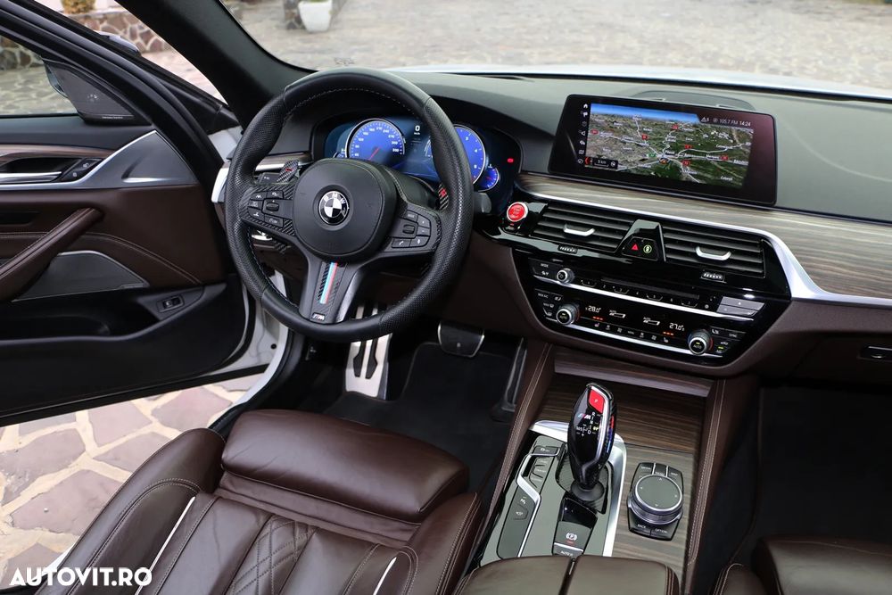 BMW Seria 5 520d AT - 32