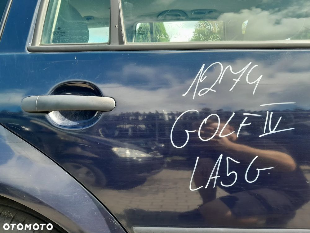 VW GOLF IV DRZWI PRAWE TYLNE PRAWY TYŁ KOMBI KOLOR: LA5G - 2