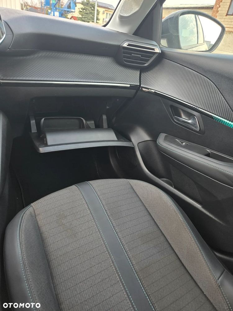 Peugeot 208 PureTech 100 Allure - 14