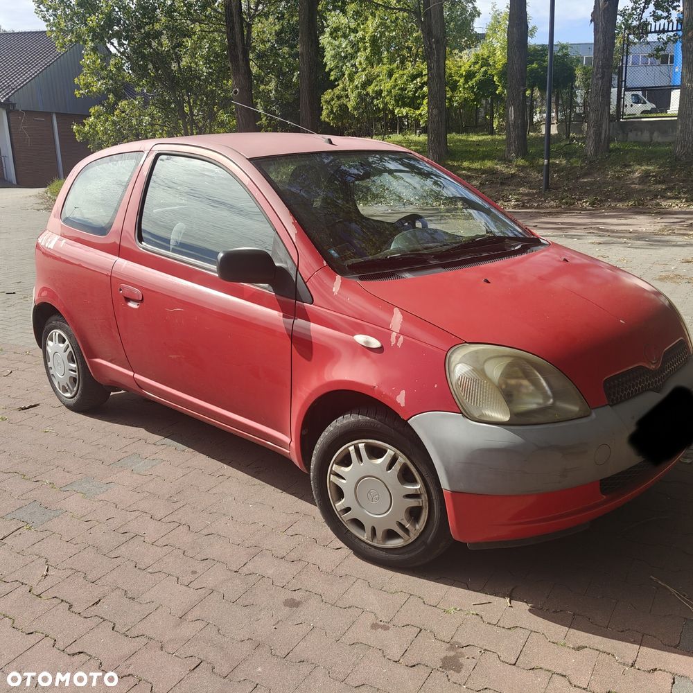 Toyota Yaris - 1