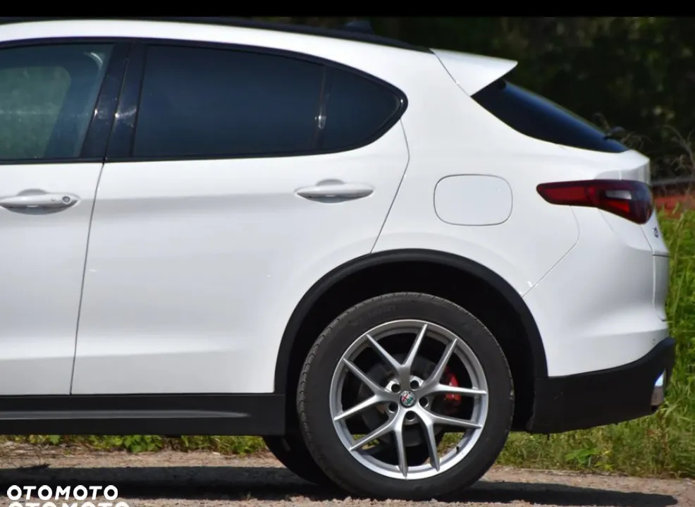 Alfa Romeo Stelvio 2.0 Turbo TI Q4 - 15