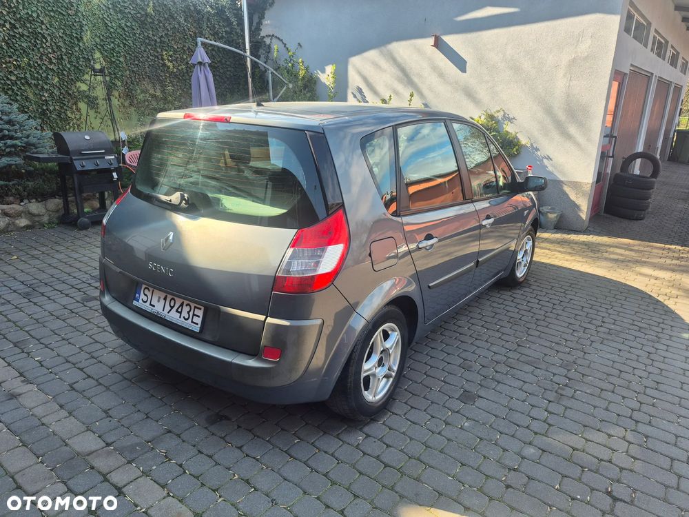 Renault Scenic 1.6 16V Confort Expression - 18