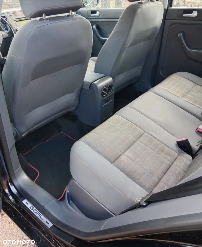 Volkswagen Golf Plus 1.9 TDI DPF Goal - 30