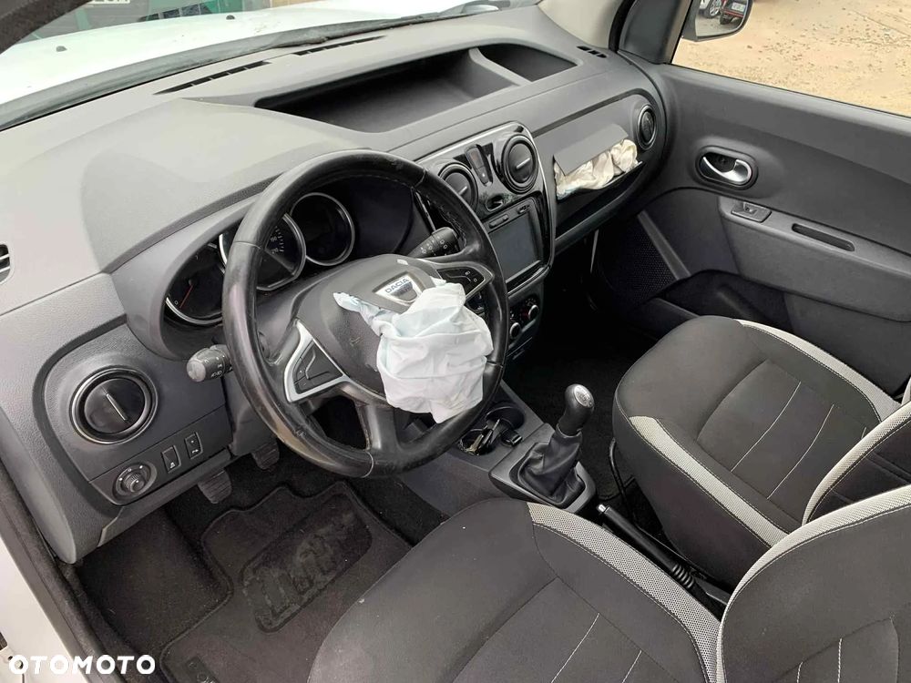 Dacia Dokker TCe 115 Stepway - 12